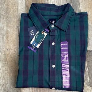 XXL GAP Men's Casual Button Down in Green and blue long sleeve.